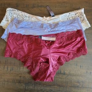 Victoria's Secret panties size Large NWT